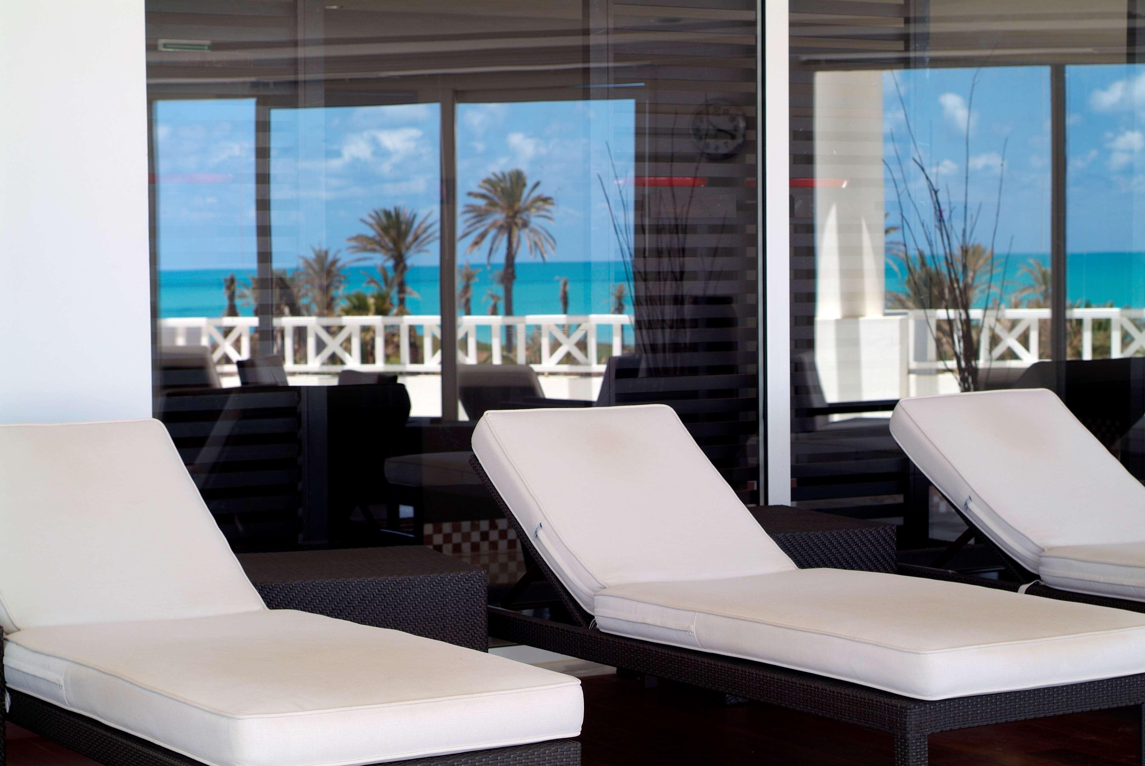 Mezraia Radisson Blu Palace Resort & Thalasso, Djerba מראה חיצוני תמונה The interior of the lounge